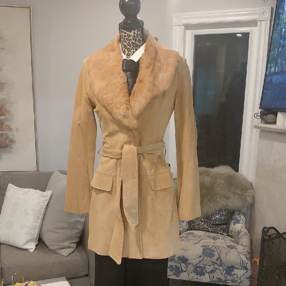Size Medium Fits Small Women's Tan Rabbit  Fur Collar Leather  Coat